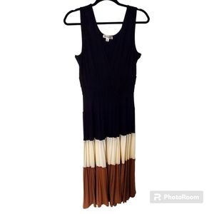 119. Dressbarn Women's XL Tanktop Dress, Stretchy Waist With Pattern